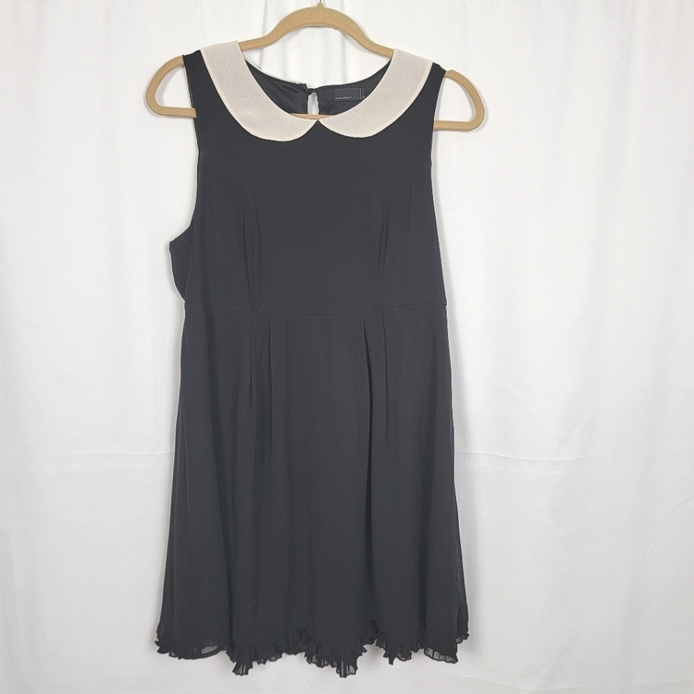 Black Sleeveless Dress with Cream Collar #2666
